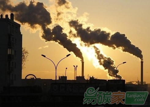 英國研究：全球半數(shù)碳排放量來自前10%富人