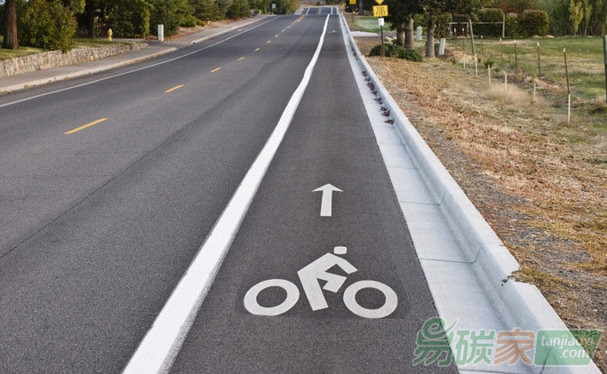 為實現(xiàn)碳中和，挪威花10億美元建自行車公路