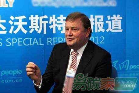 把企業(yè)責(zé)任和碳排放價格融入到金融和經(jīng)濟體系中